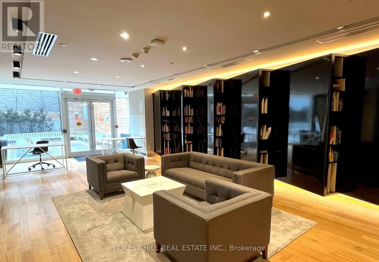 2410 - 30 Roehampton Avenue, Toronto, Ontario  M4P 0B9 - Photo 14 - C13636332