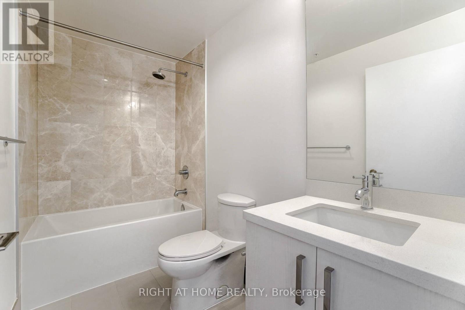 N821 - 120 Bayview Avenue, Toronto, Ontario  M5A 0G4 - Photo 20 - C13636366
