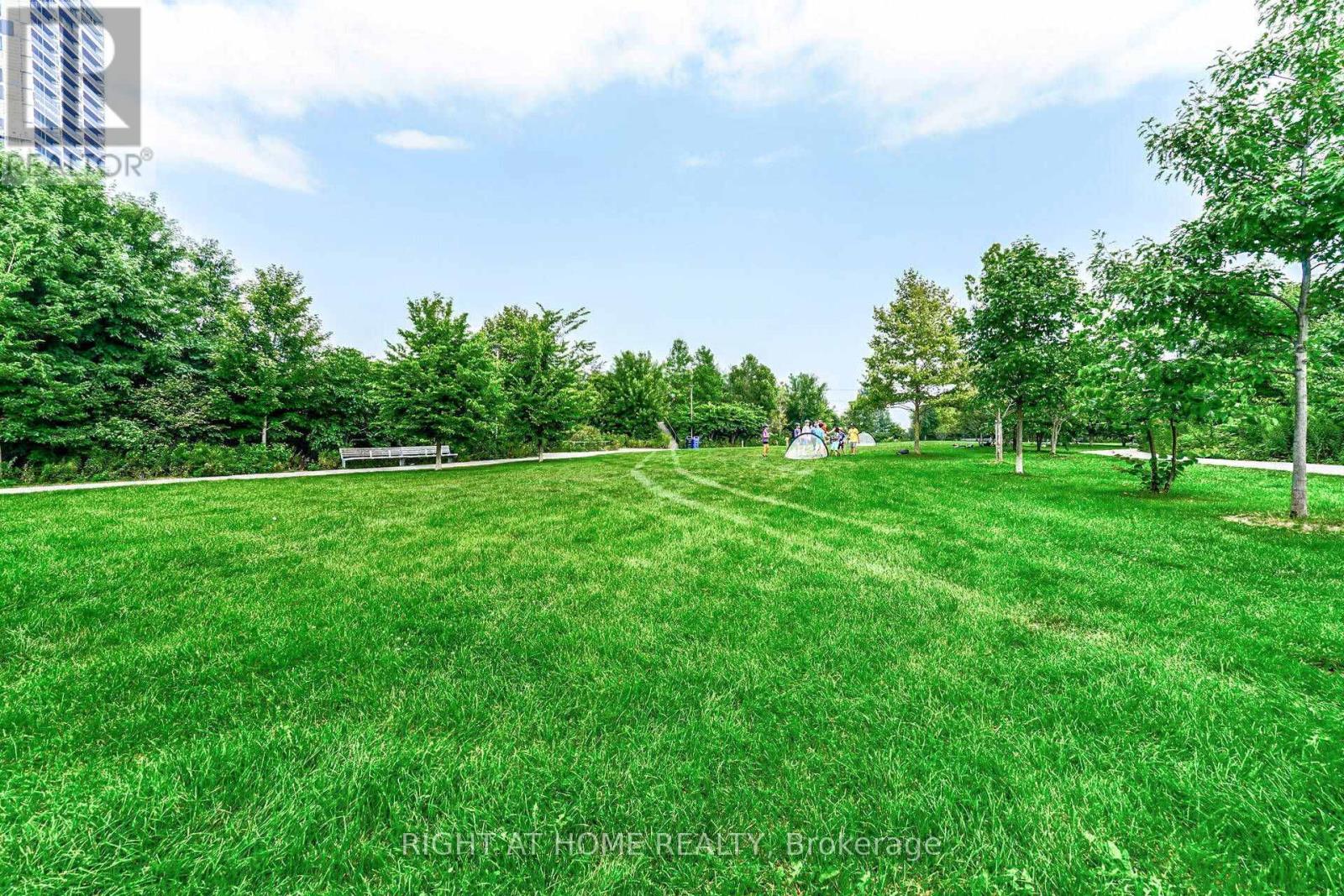 N821 - 120 Bayview Avenue, Toronto, Ontario  M5A 0G4 - Photo 32 - C13636366