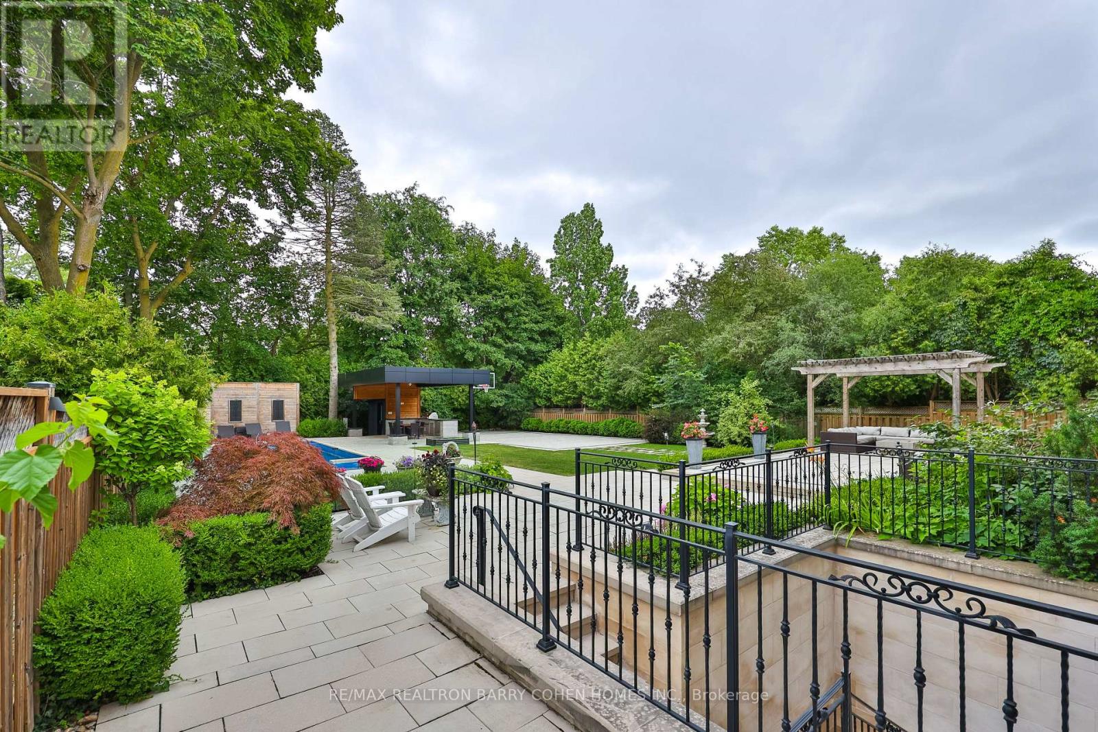 39 Arjay Crescent, Toronto, Ontario  M2L 1C6 - Photo 24 - C13636384