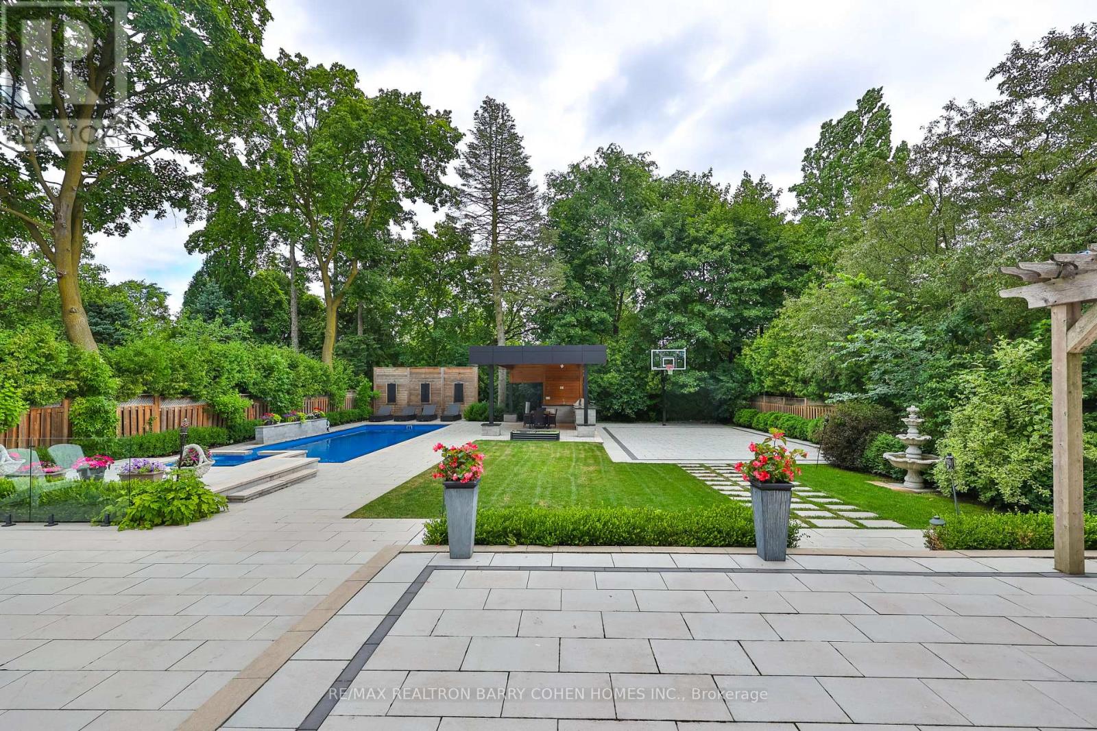 39 Arjay Crescent, Toronto, Ontario  M2L 1C6 - Photo 25 - C13636384