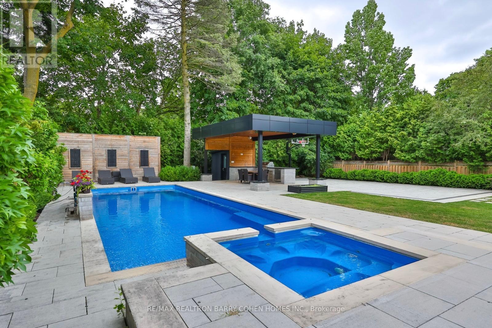 39 Arjay Crescent, Toronto, Ontario  M2L 1C6 - Photo 31 - C13636384