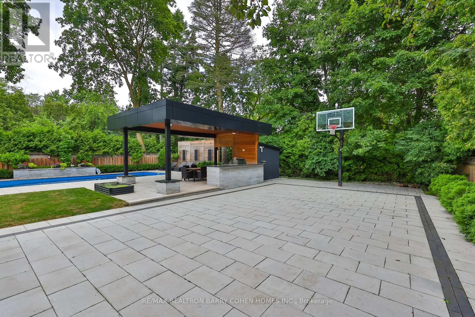 39 Arjay Crescent, Toronto, Ontario  M2L 1C6 - Photo 32 - C13636384