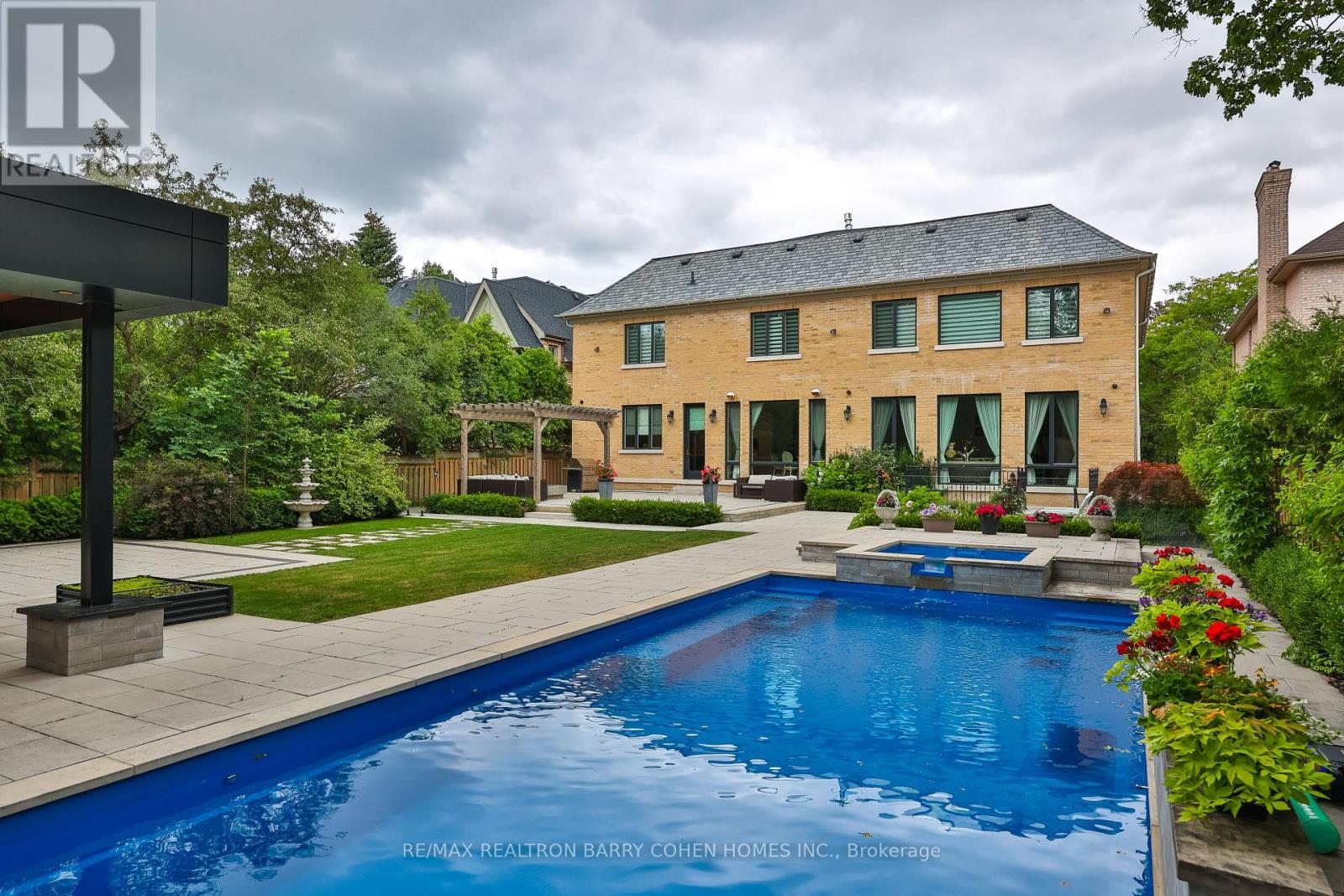39 Arjay Crescent, Toronto, Ontario  M2L 1C6 - Photo 36 - C13636384