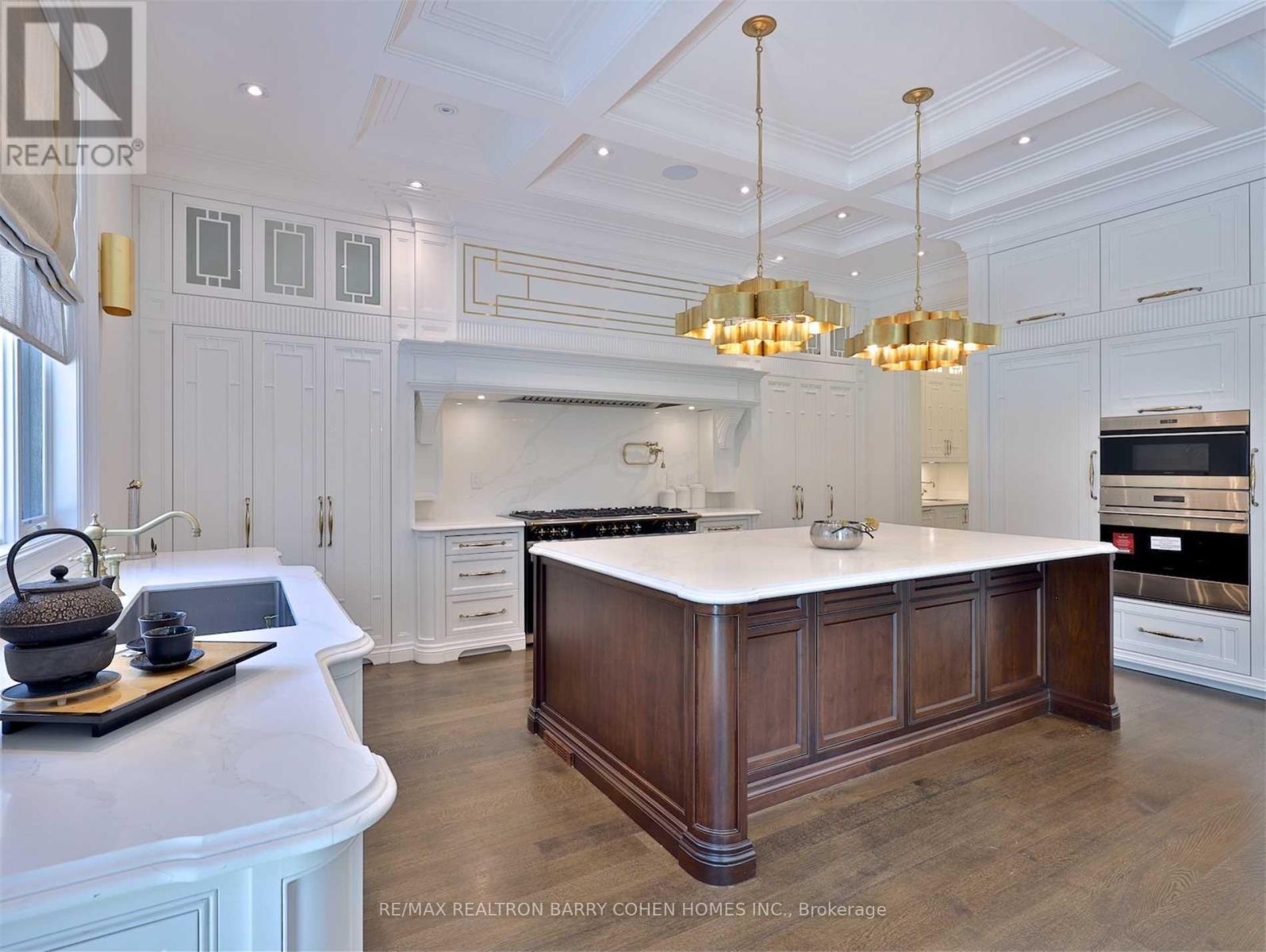 39 Arjay Crescent, Toronto, Ontario  M2L 1C6 - Photo 8 - C13636384