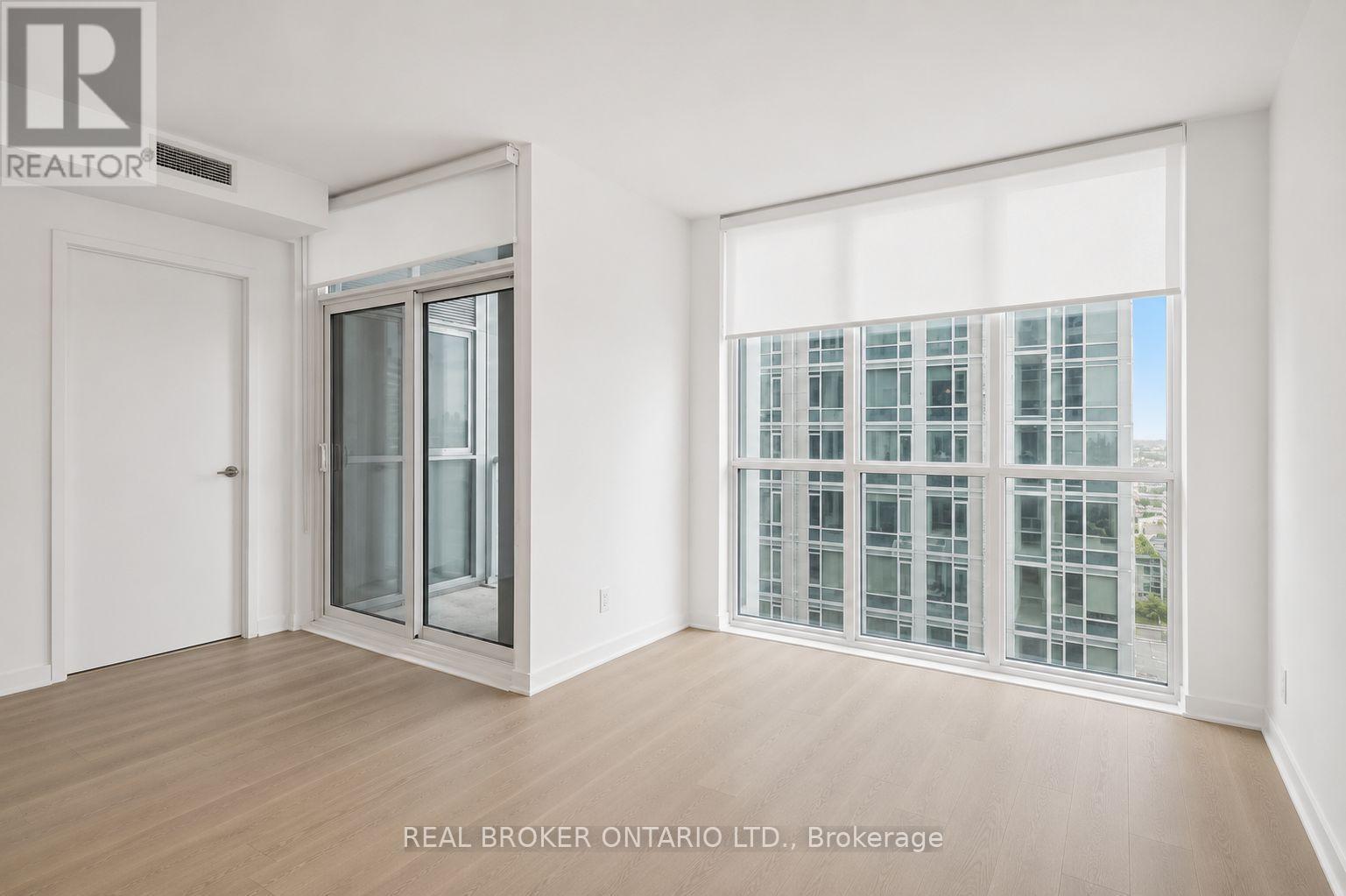 1605 - 1 YORKVILLE AVENUE