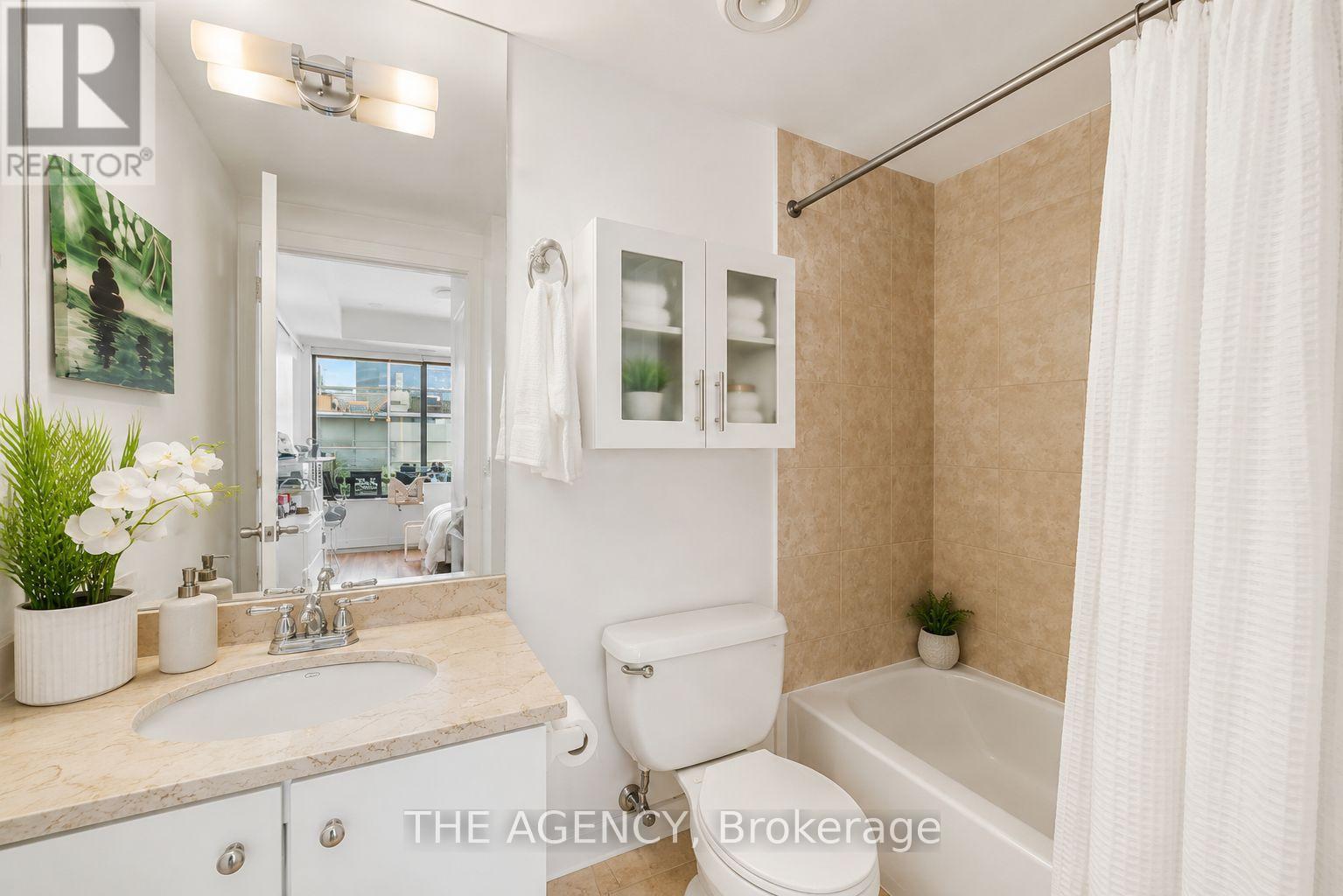 1314 - 438 King Street W, Toronto, Ontario  M5V 3T9 - Photo 23 - C13636478