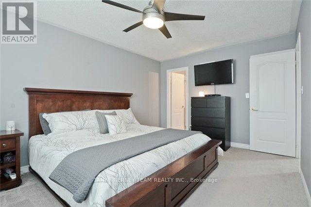 64 Melody Drive, Whitby, Ontario  L1M 1K2 - Photo 13 - E13636340