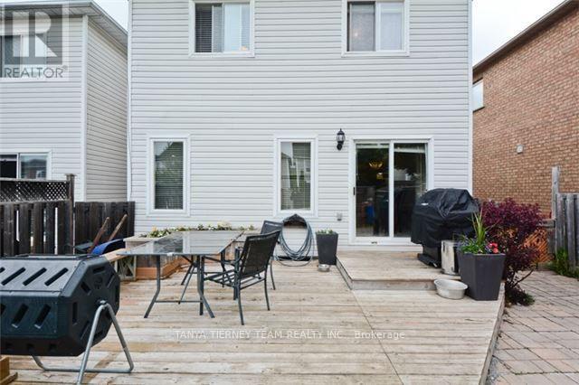 64 Melody Drive, Whitby, Ontario  L1M 1K2 - Photo 19 - E13636340