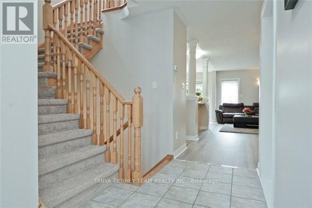 64 Melody Drive, Whitby, Ontario  L1M 1K2 - Photo 4 - E13636340