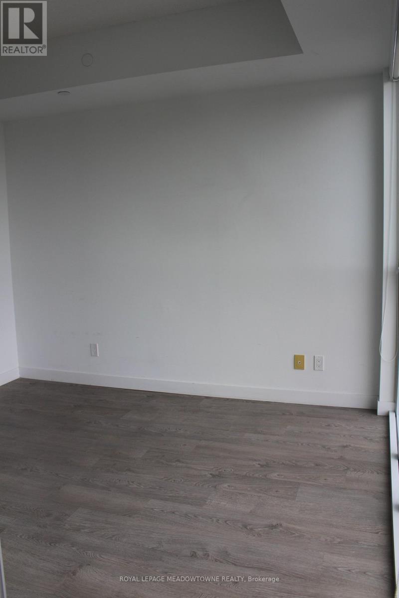 804 - 2055 Danforth Avenue, Toronto, Ontario  M4C 1J8 - Photo 3 - E13636356