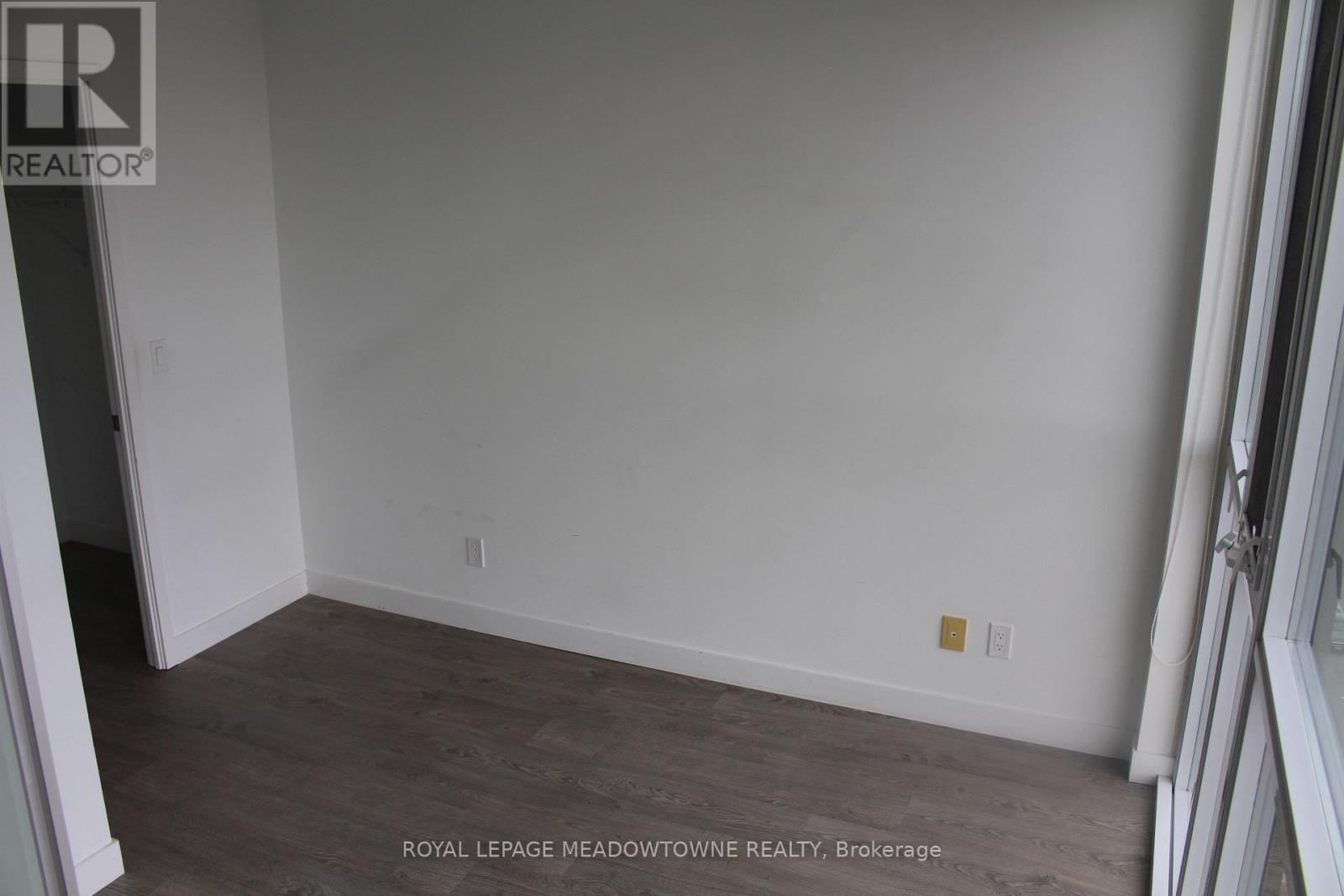 804 - 2055 Danforth Avenue, Toronto, Ontario  M4C 1J8 - Photo 4 - E13636356