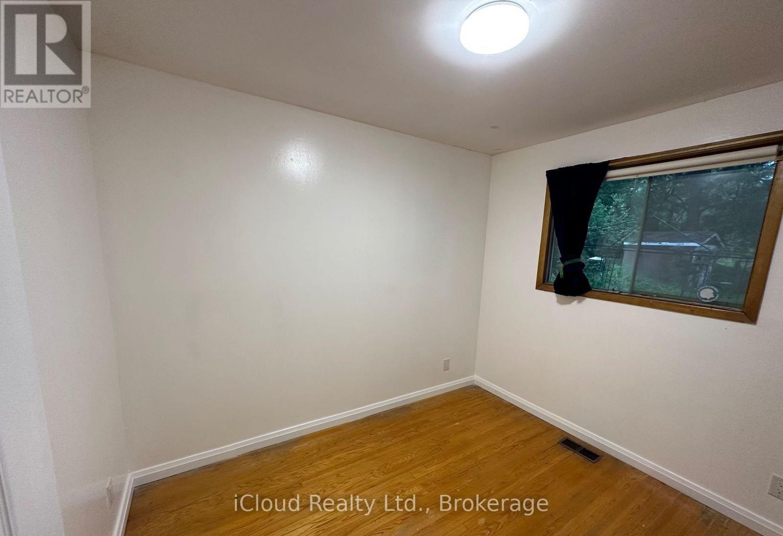 325 Dyson Road, Pickering, Ontario  L1W 2N1 - Photo 12 - E13636448