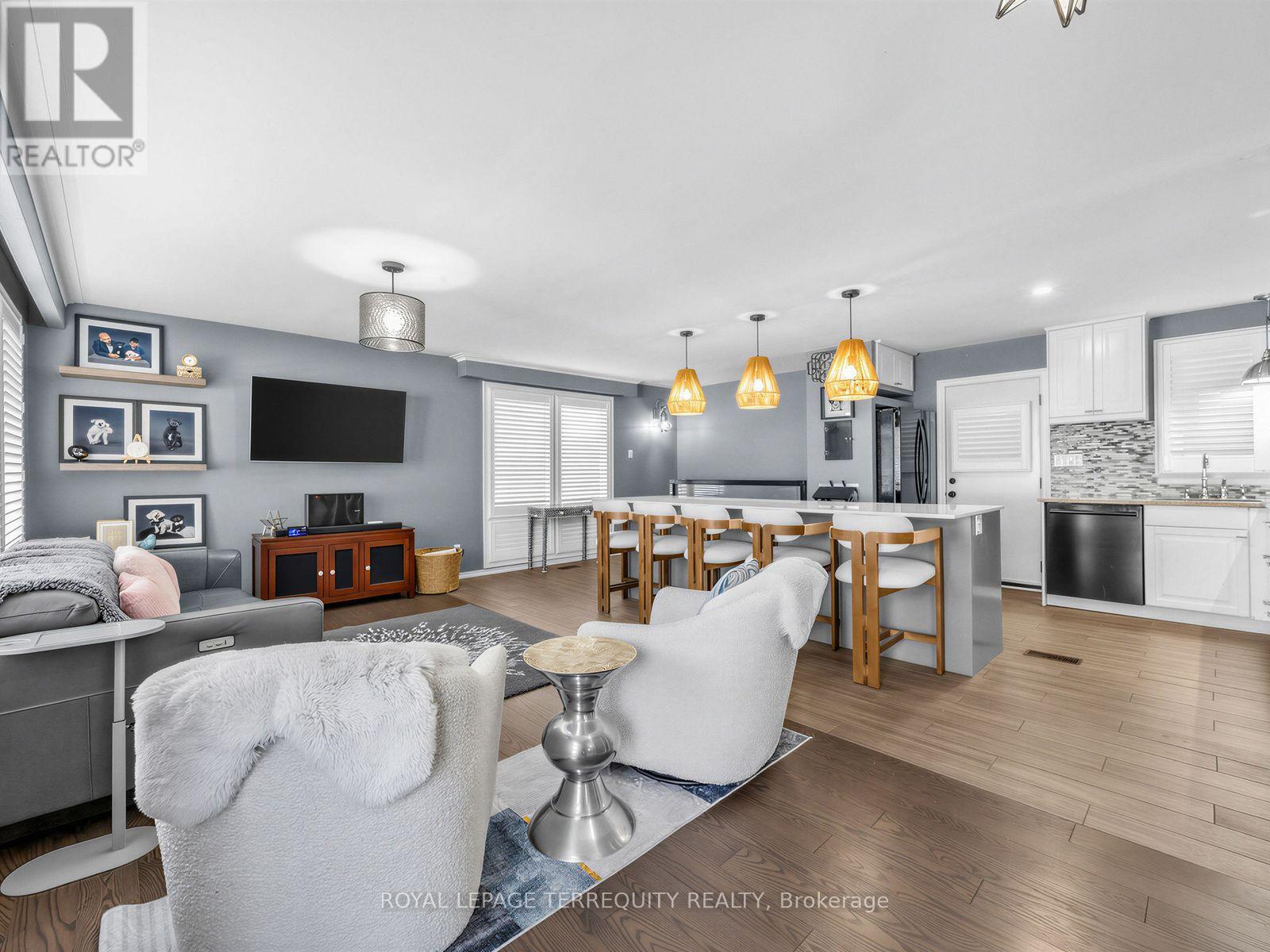 29 Sedgewick Crescent, Toronto, Ontario  M1K 3T5 - Photo 7 - E13636528