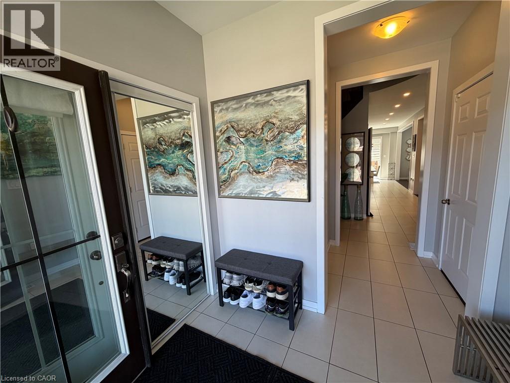 115 Pagebrook Crescent, Stoney Creek, Ontario  L8J 0K7 - Photo 4 - 40853021
