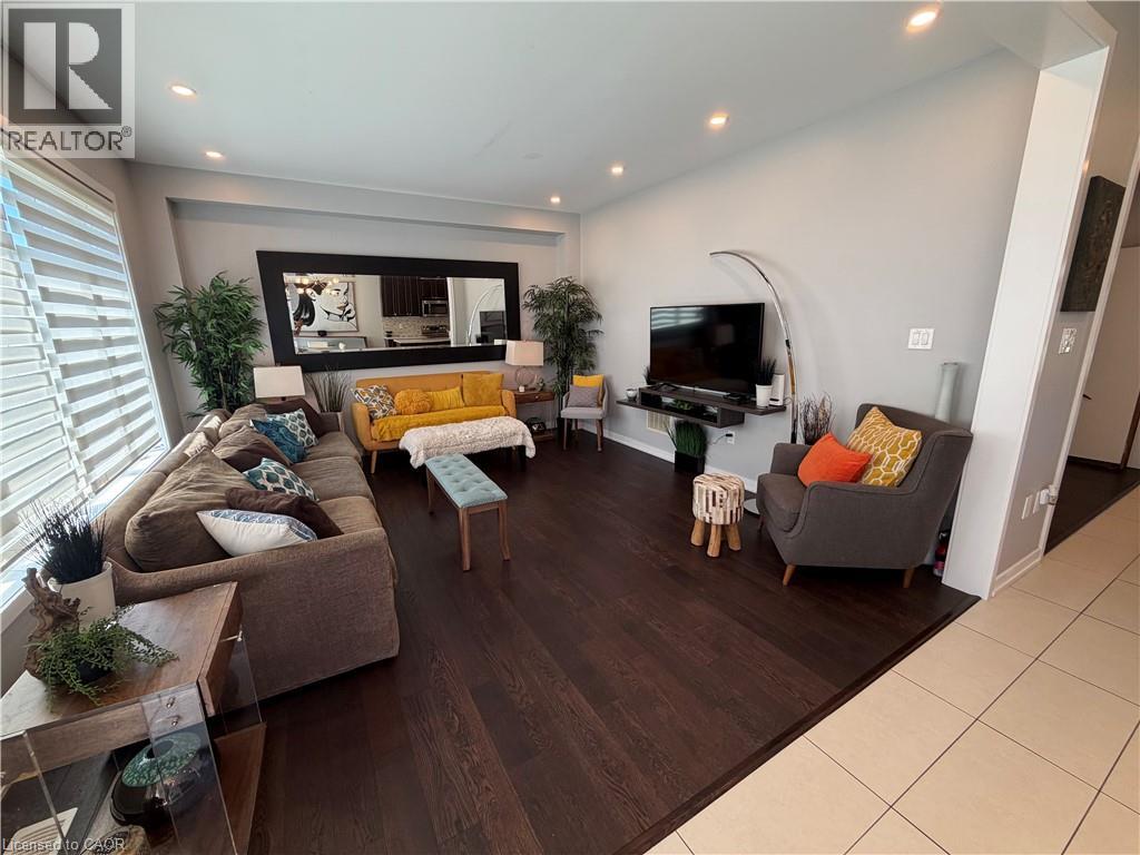 115 Pagebrook Crescent, Stoney Creek, Ontario  L8J 0K7 - Photo 7 - 40853021