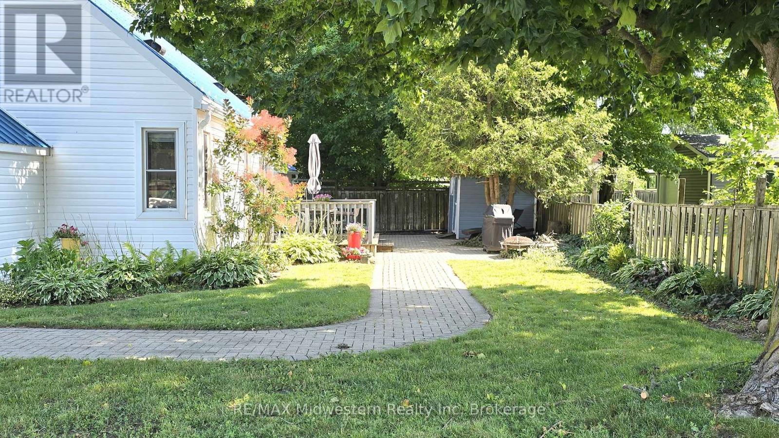 59 Flora Street, Huron East, Ontario  N0G 1H0 - Photo 3 - X13636362