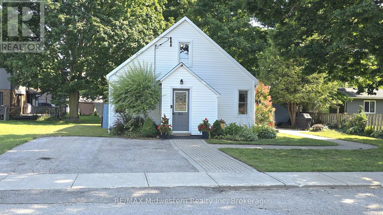 59 Flora Street, Huron East, Ontario  N0G 1H0 - Photo 4 - X13636362