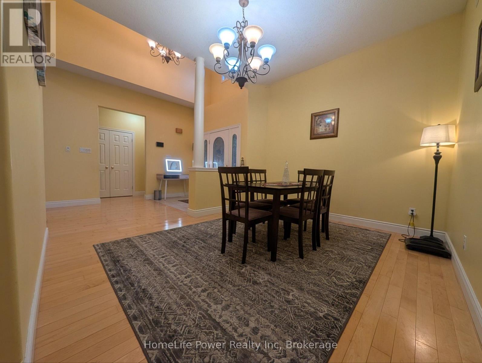 228 The Lions Gate, Waterloo, Ontario  N2L 6M5 - Photo 7 - X13636368