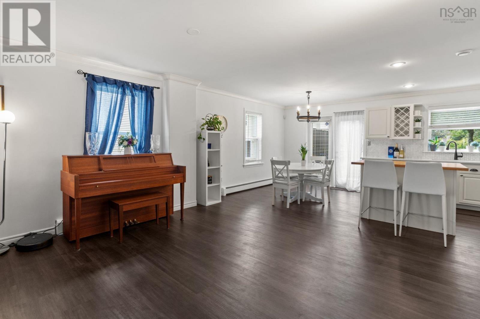 72 Fleetview Drive, Halifax, Nova Scotia  B3M 4W8 - Photo 11 - 202619275