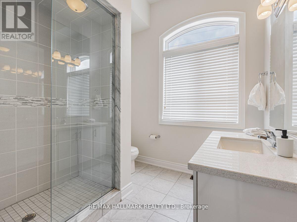 7 Calamint Lane, Richmond Hill, Ontario  L4E 1C3 - Photo 11 - N13636352