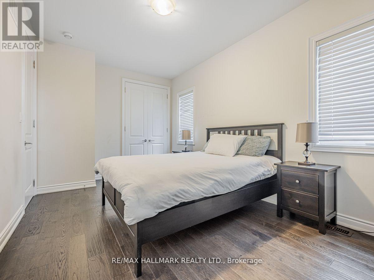 7 Calamint Lane, Richmond Hill, Ontario  L4E 1C3 - Photo 12 - N13636352