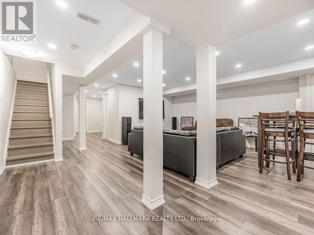 7 Calamint Lane, Richmond Hill, Ontario  L4E 1C3 - Photo 14 - N13636352