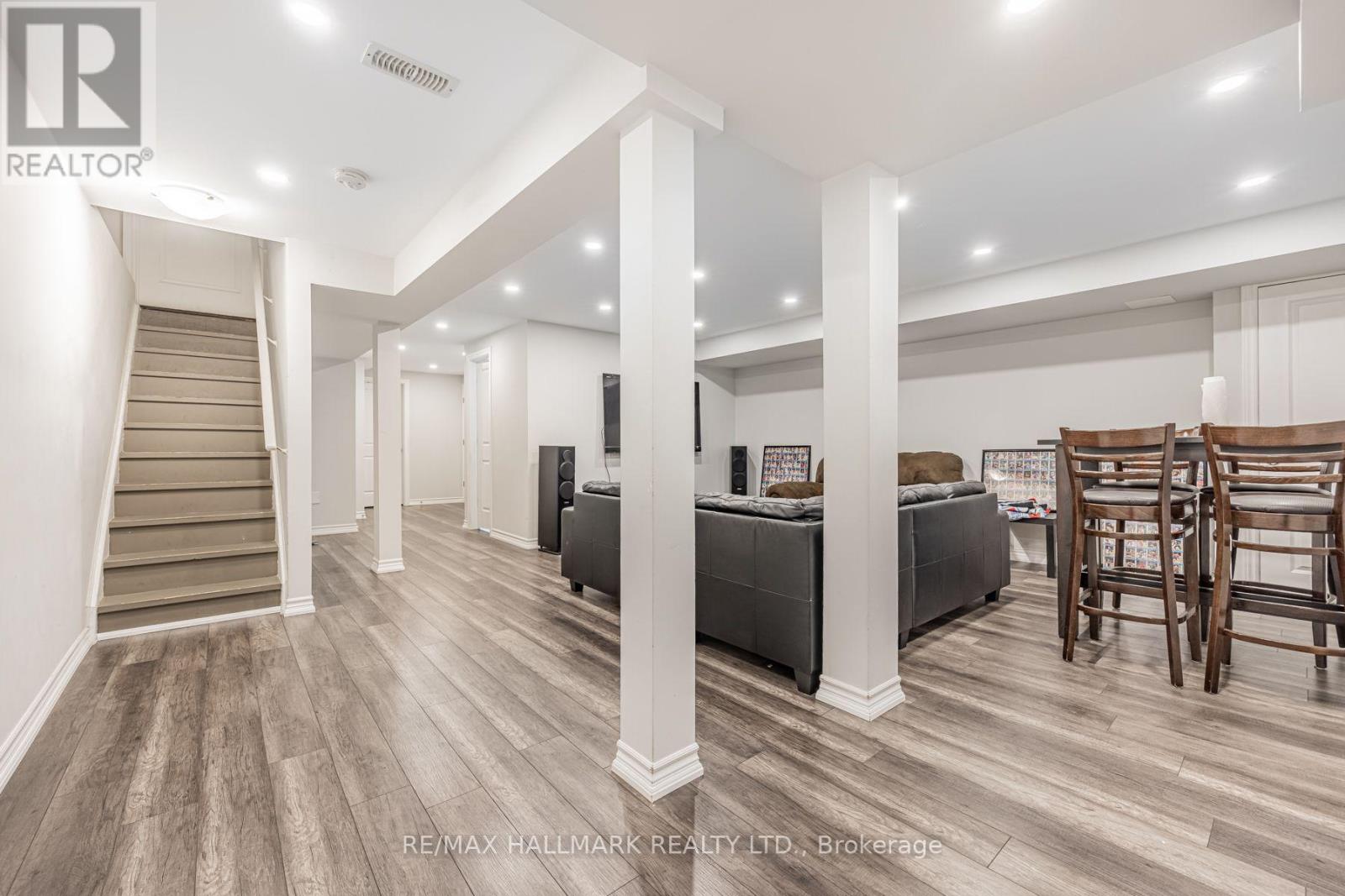 7 Calamint Lane, Richmond Hill, Ontario  L4E 1C3 - Photo 15 - N13636352