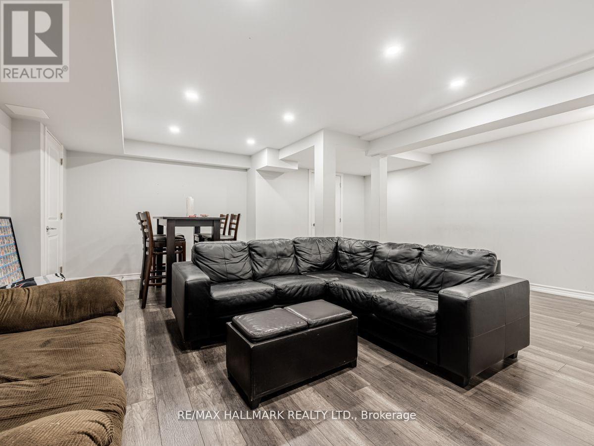 7 Calamint Lane, Richmond Hill, Ontario  L4E 1C3 - Photo 17 - N13636352