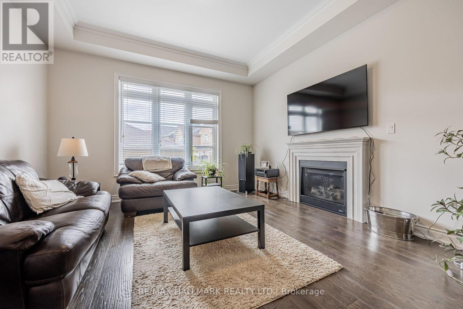 7 Calamint Lane, Richmond Hill, Ontario  L4E 1C3 - Photo 7 - N13636352