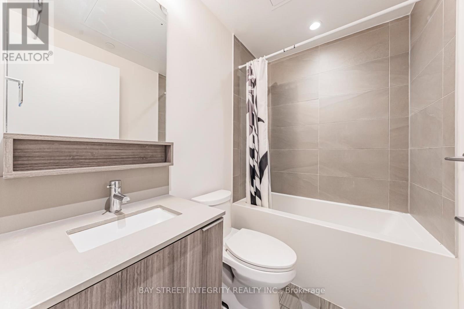 4712 - 5 Buttermill Avenue, Vaughan, Ontario  L4K 0J5 - Photo 8 - N13636422