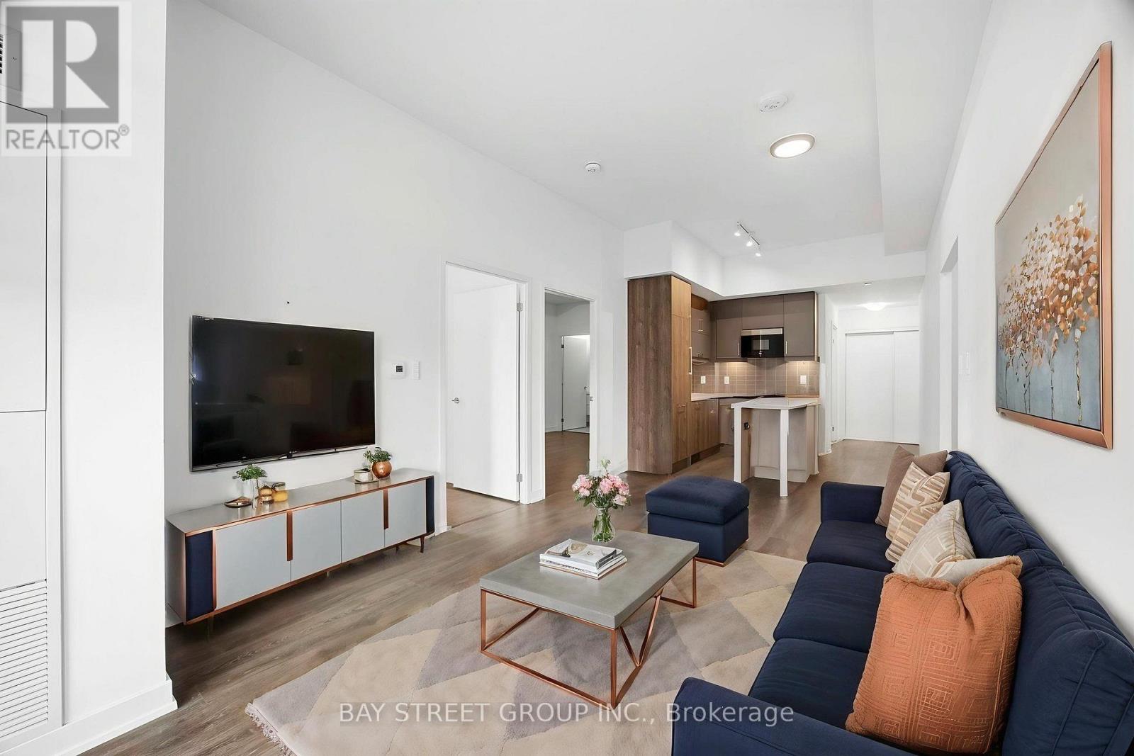 1020 - 8119 Birchmount Road, Markham, Ontario L6G 0H5 - Photo 2 - N13636476