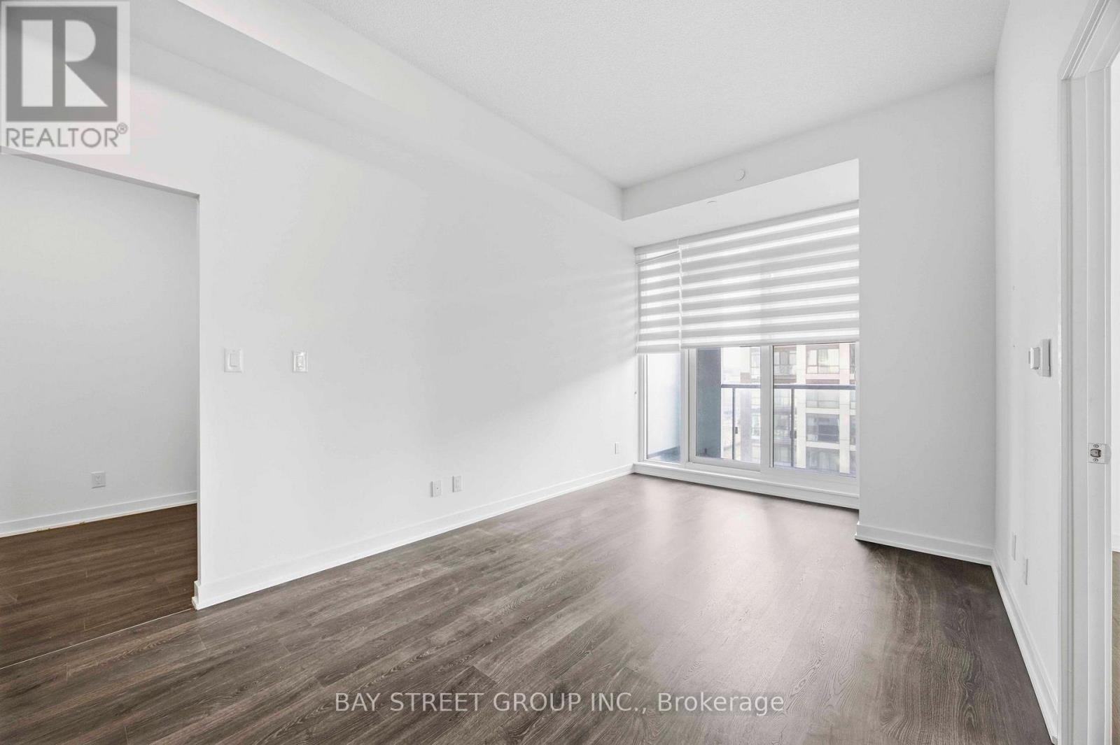 1020 - 8119 Birchmount Road, Markham, Ontario L6G 0H5 - Photo 7 - N13636476