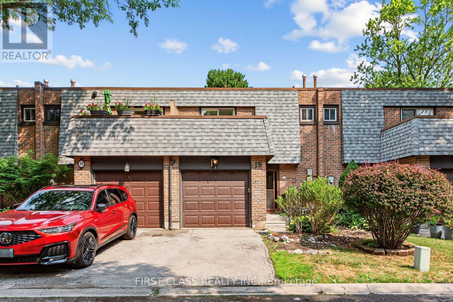 8 - 16 Woodglen Way, Markham, Ontario  L3R 3A8 - Photo 1 - N13636524