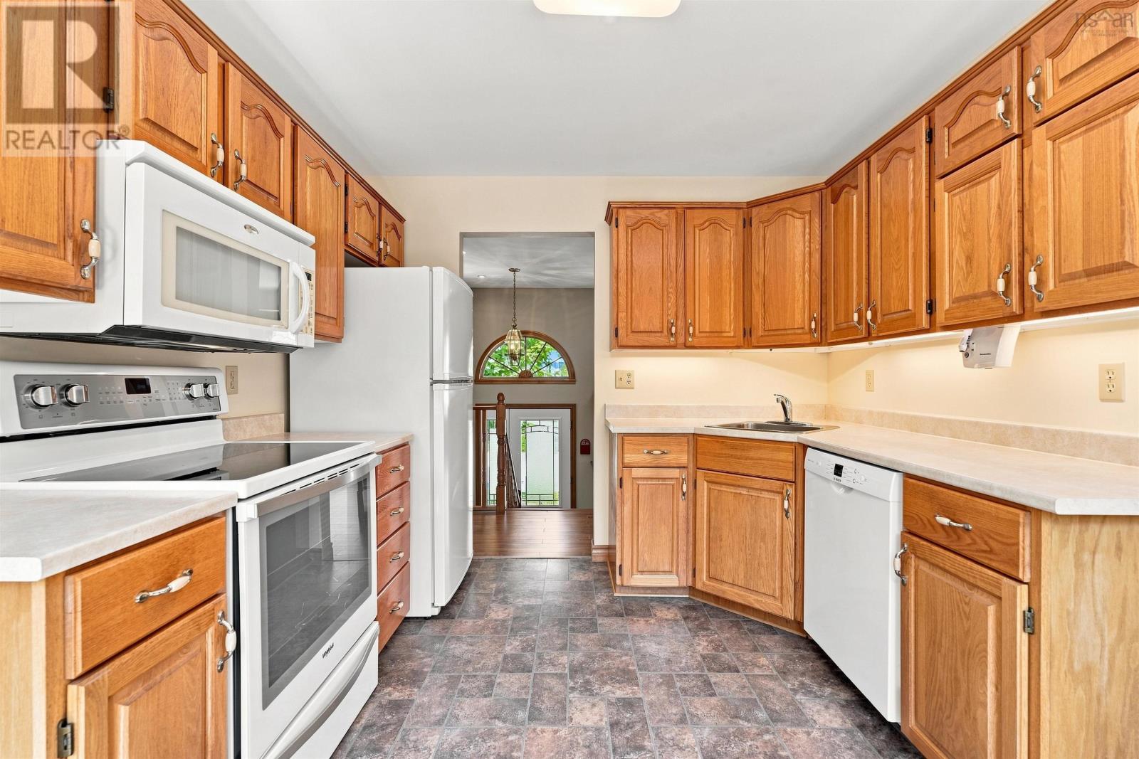 34 Bass Court, Dartmouth, Nova Scotia  B2V 2R8 - Photo 12 - 202619553