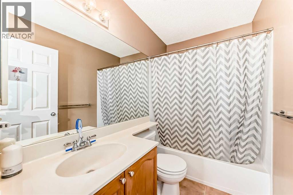 112 Country Village Cape NE, Calgary, Alberta  T3K 5J7 - Photo 28 - A2306155