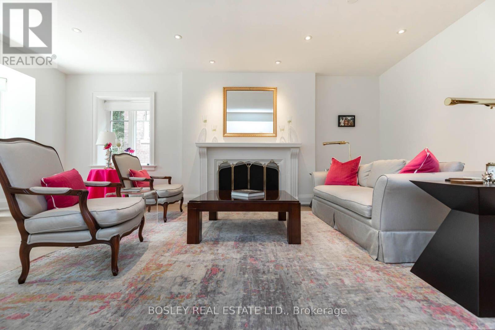 Main - 32 Edmund Avenue, Toronto, Ontario M4V 1H3 - Photo 2 - C13634162