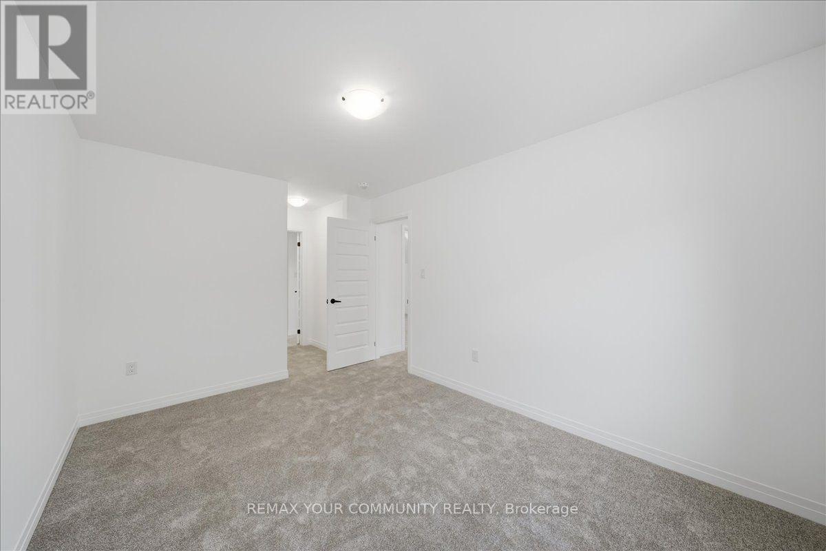 26 Flan Boulevard, Barrie, Ontario  L9J 0E1 - Photo 13 - S13636304
