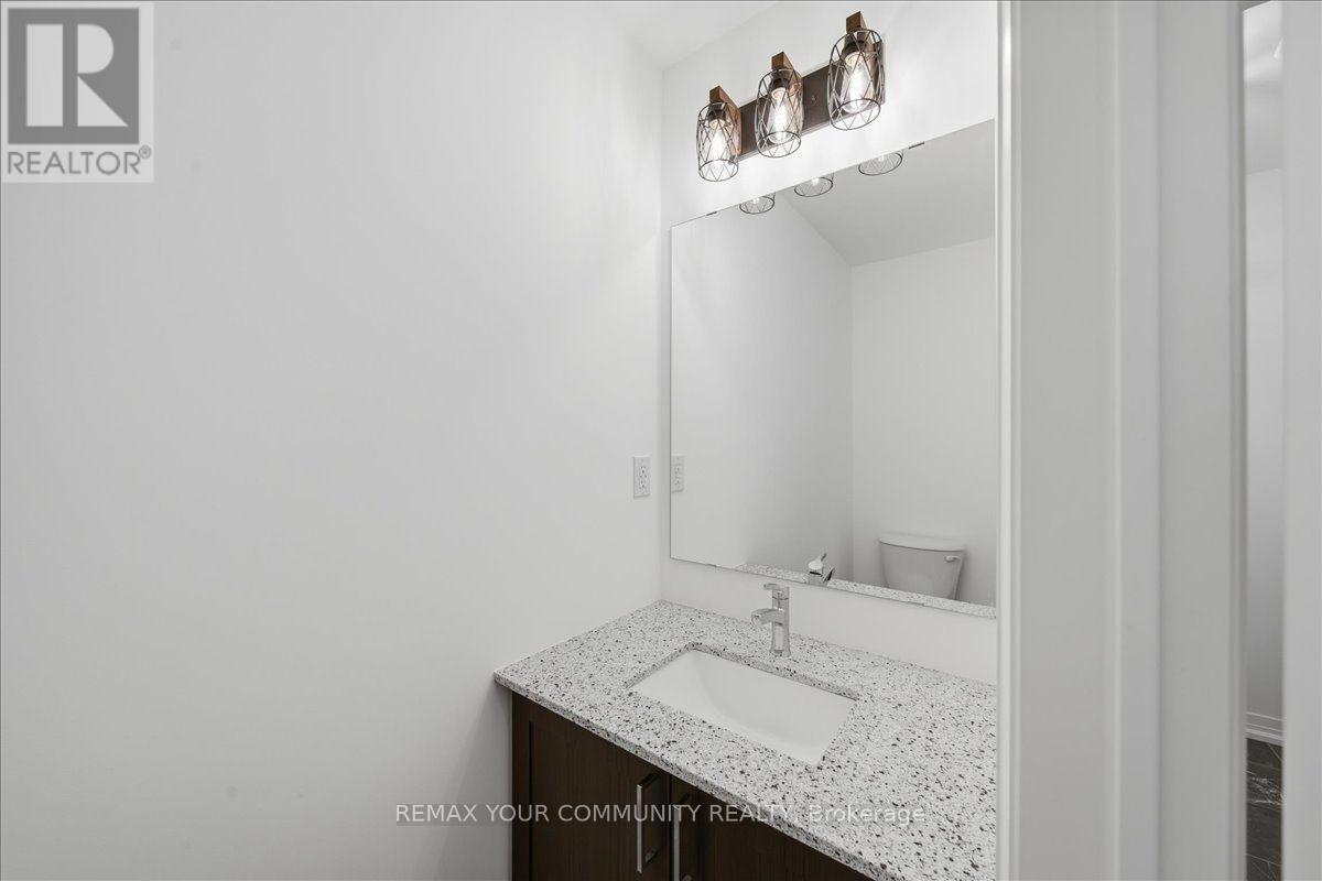 26 Flan Boulevard, Barrie, Ontario  L9J 0E1 - Photo 9 - S13636304
