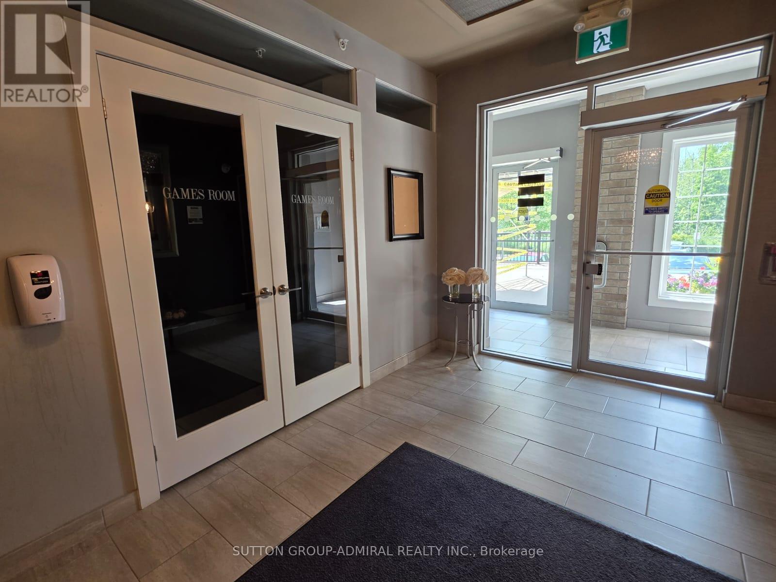 304 - 40 Ferndale Drive, Barrie, Ontario  L4N 2L3 - Photo 18 - S13636314