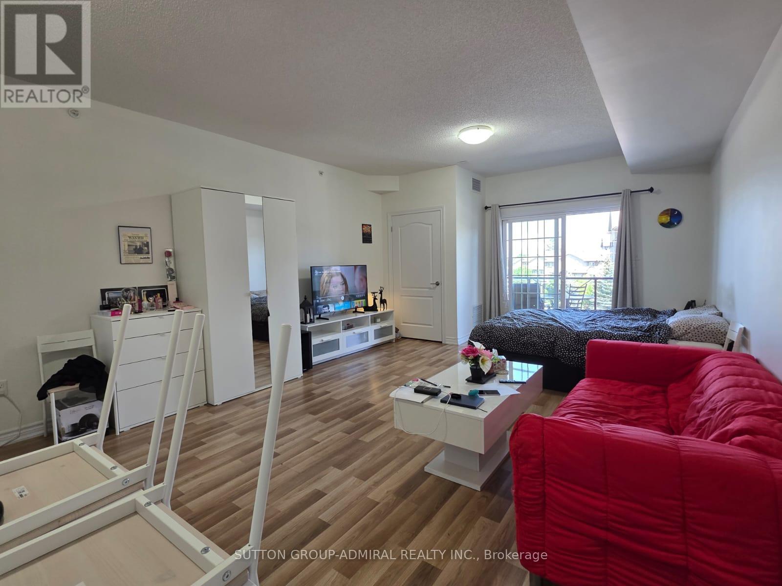 304 - 40 Ferndale Drive, Barrie, Ontario  L4N 2L3 - Photo 4 - S13636314