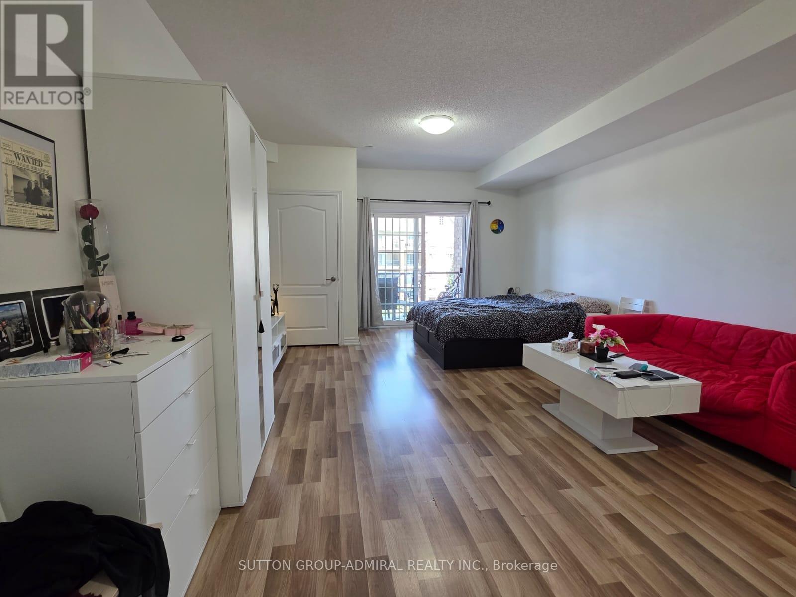304 - 40 Ferndale Drive, Barrie, Ontario  L4N 2L3 - Photo 5 - S13636314