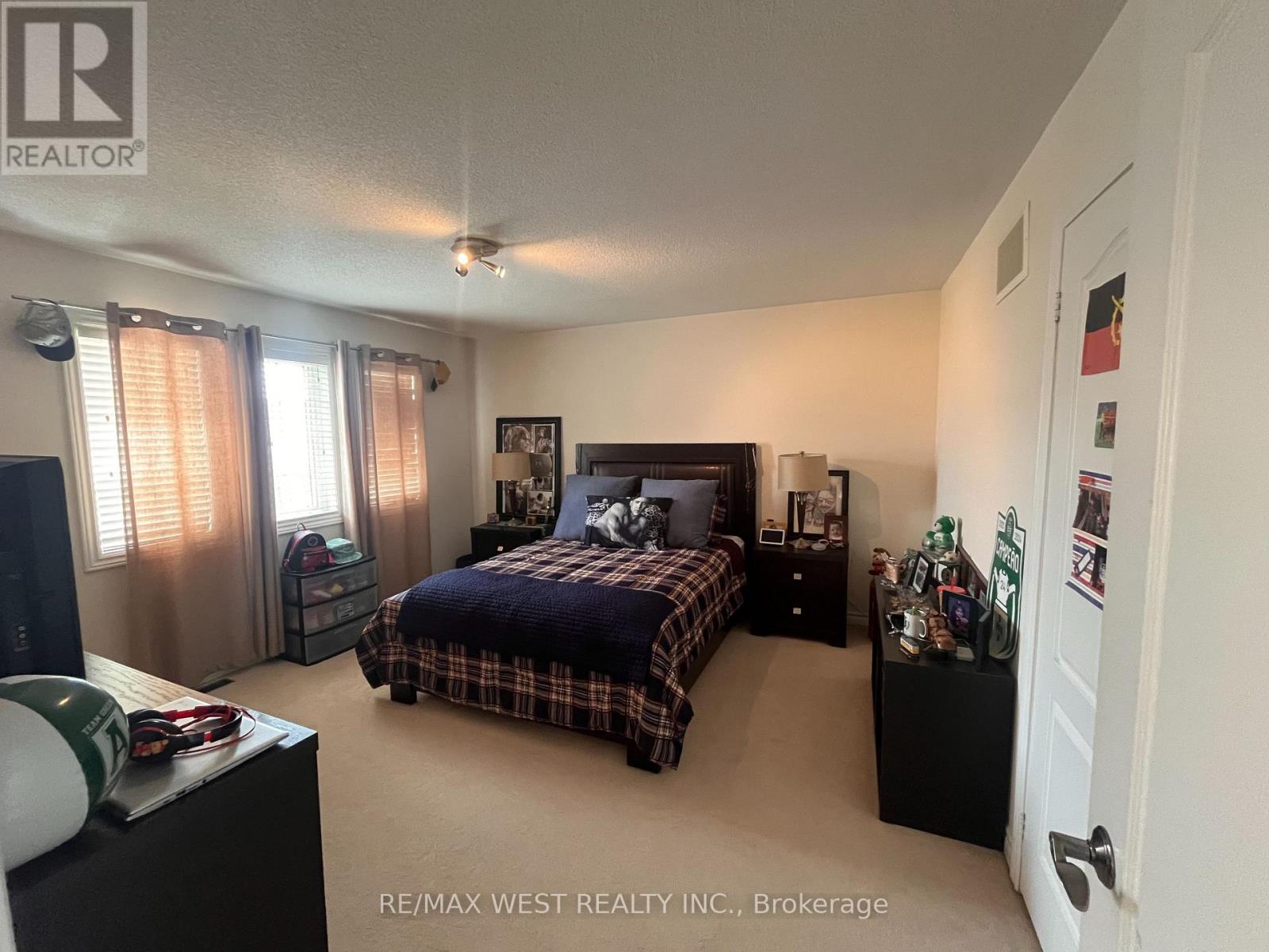 20 Regalia Way, Barrie, Ontario L4M 7H7 - Photo 7 - S13636334