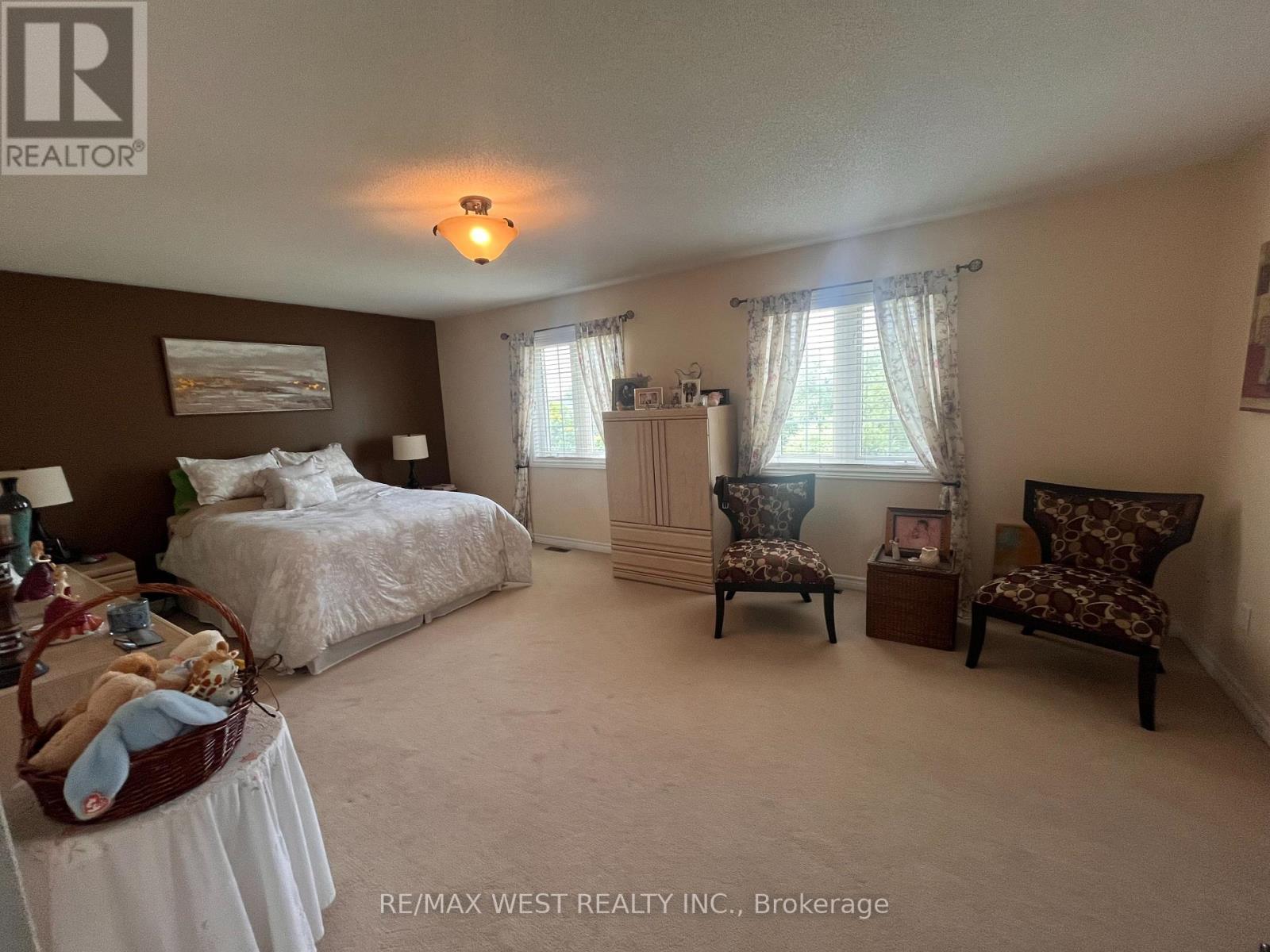 20 Regalia Way, Barrie, Ontario L4M 7H7 - Photo 8 - S13636334