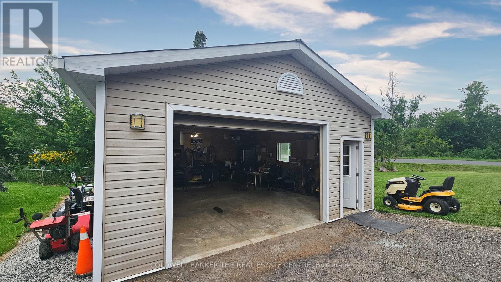 17 Courtland Street, Ramara (Atherley), Ontario  L3V 1A6 - Photo 20 - S13636376