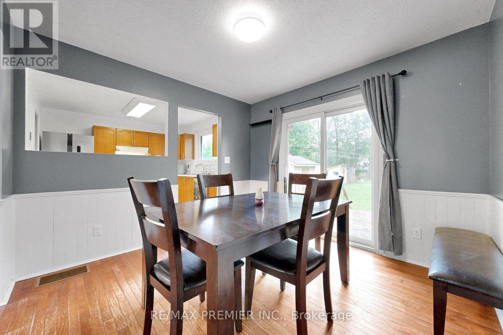 1303 Clearview Drive, Severn, Ontario  L3V 6H4 - Photo 12 - S13636466