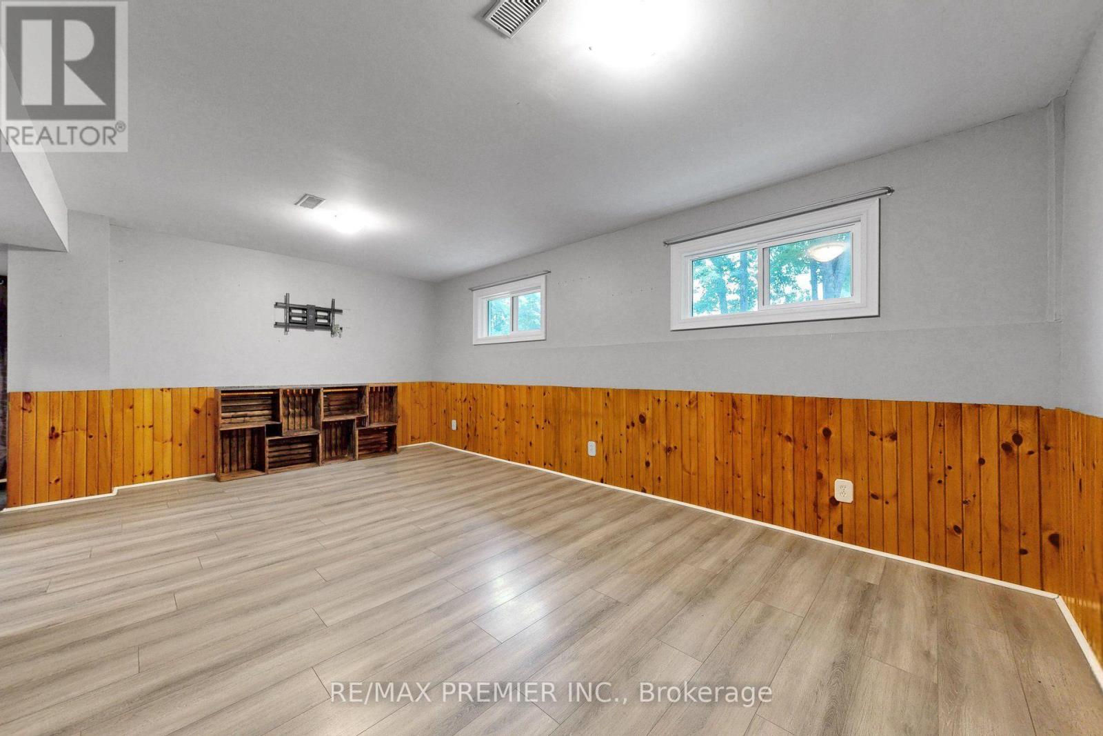 1303 Clearview Drive, Severn, Ontario  L3V 6H4 - Photo 18 - S13636466