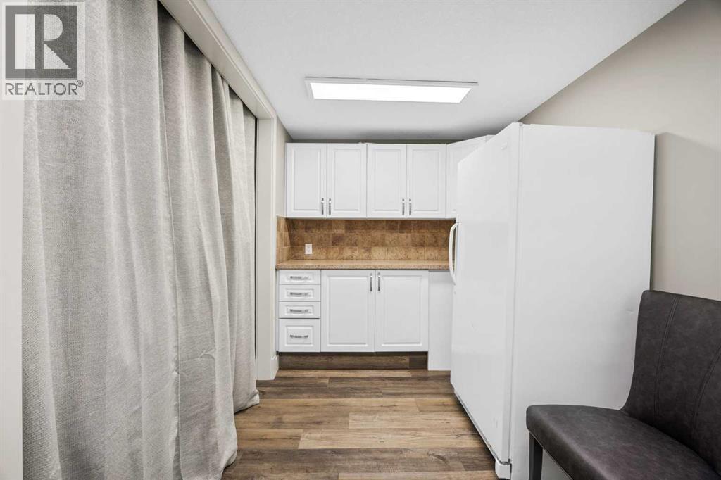 469 Rainbow Falls Way, Chestermere, Alberta  T1X 1S5 - Photo 37 - A2327798
