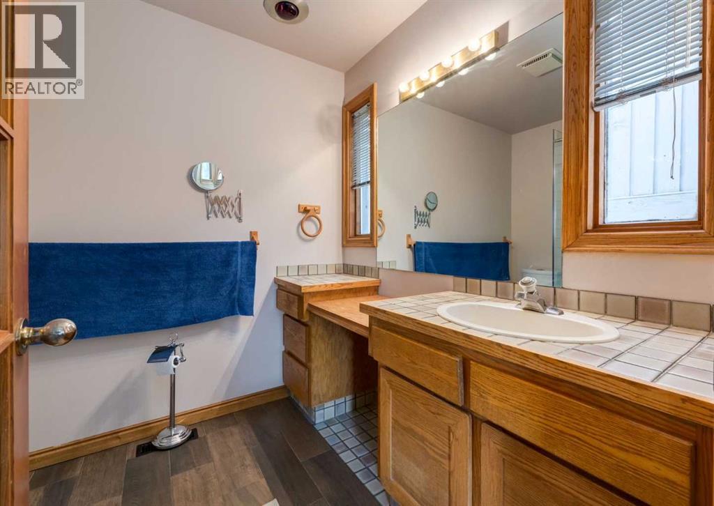 224 Edgedale Drive NW, Calgary, Alberta  T3A 2R7 - Photo 22 - A2327854