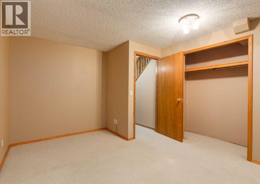 224 Edgedale Drive NW, Calgary, Alberta  T3A 2R7 - Photo 33 - A2327854